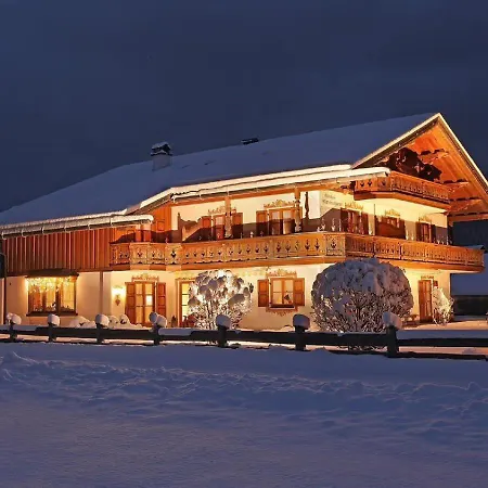 Gaestehaus Christophorus Alpengluehn